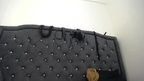 Snapshot of karol_and_paul chatting on 12/09/24, 10:52 karol and paul online show from 12/09/24, 10:52