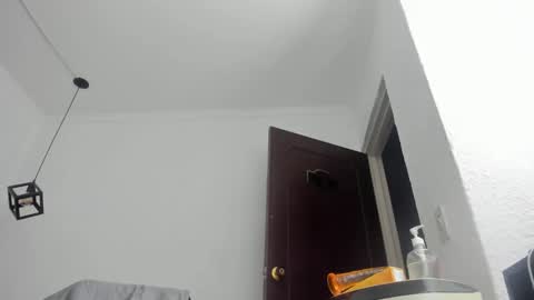 Snapshot of karol_c31 chatting on 04/25/26, 03:53 Karol online show from 04/25/26, 03:53