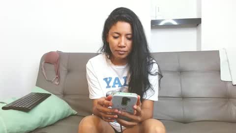 Snapshot of karol_ebony chatting on 02/26/25, 02:26 karolina online show from 02/26/25, 02:26