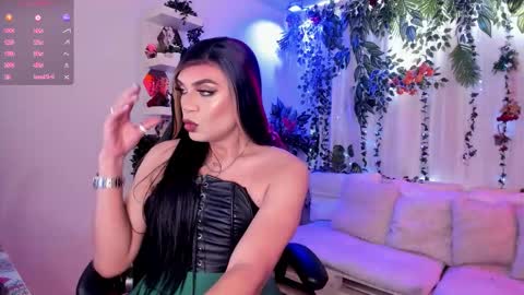  karol  online show from 12/18/25, 01:17