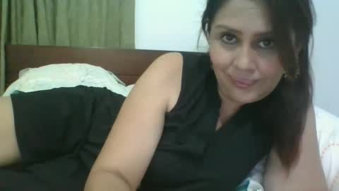 Snapshot of karol_gill chatting on 12/06/24, 11:25 Karol online show from 12/06/24, 11:25