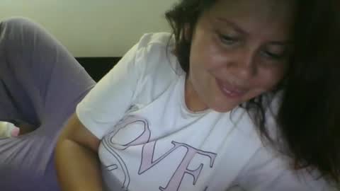 Snapshot of karol_gill chatting on 01/10/25, 05:47 Karol online show from 01/10/25, 05:47