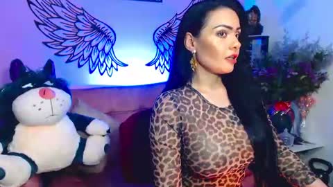 Snapshot of karol_kennedy chatting on 07/03/26, 06:53 Karol Kenedy online show from 07/03/26, 06:53
