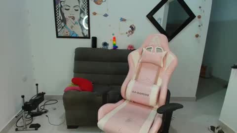    online show from 03/10/25, 09:21