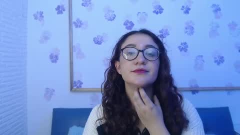 Snapshot of karol_prescot chatting on 04/17/26, 01:58 Karol online show from 04/17/26, 01:58
