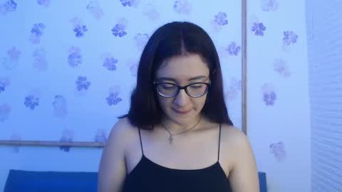 Snapshot of karol_prescot chatting on 04/27/26, 02:15 Karol online show from 04/27/26, 02:15