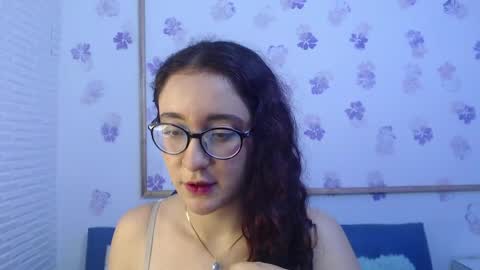 Snapshot of karol_prescot chatting on 05/11/26, 04:15 Karol online show from 05/11/26, 04:15