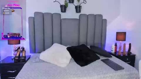 Karol  online show from 02/19/25, 05:16
