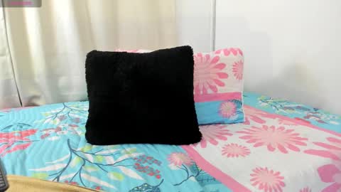 Snapshot of karol_w10 chatting on 03/04/25, 01:45 karol_w10 online show from 03/04/25, 01:45