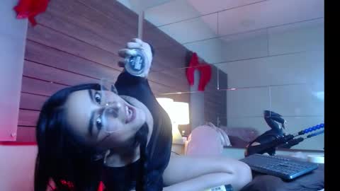 Snapshot of karol_yesenia chatting on 10/16/25, 07:04 karol_yesenia online show from 10/16/25, 07:04