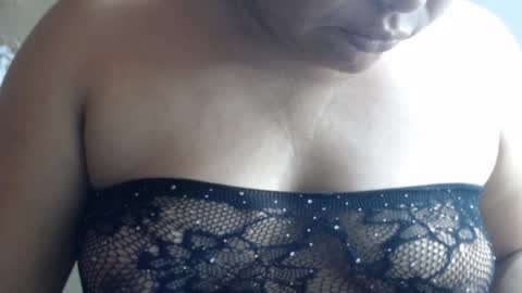 karolbb21 online show from 07/19/26, 01:37
