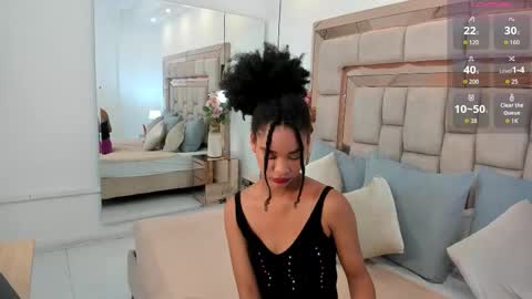 Karol  online show from 11/02/25, 01:46