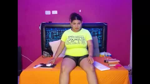 Snapshot of karolhot916 chatting on 10/21/25, 11:38 karol online show from 10/21/25, 11:38