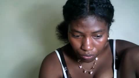 karoliee online show from 04/18/26, 07:29