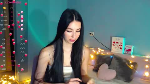 Kira online show from 10/16/25, 01:50