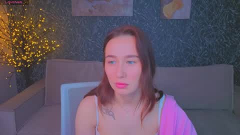 Karolina online show from 05/03/26, 01:11