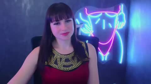 Caroline online show from 12/02/24, 06:20