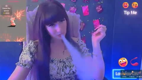 Caroline online show from 04/08/26, 11:32