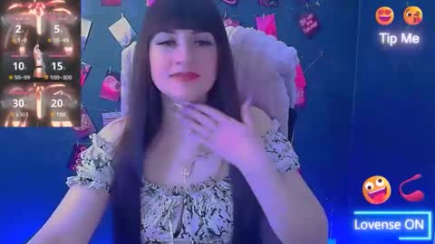 Caroline online show from 04/22/26, 06:27