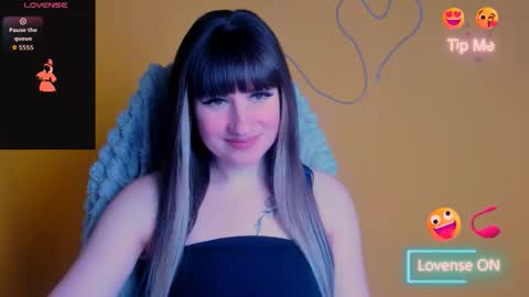 Snapshot of karolina_mia chatting on 05/02/26, 05:56 Caroline online show from 05/02/26, 05:56