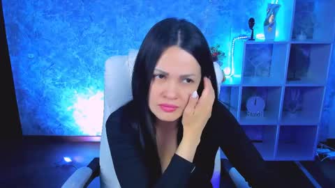 Karolina online show from 04/20/26, 11:57