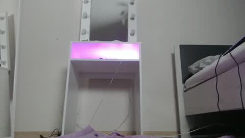 Karolinas777x online show from 12/16/25, 06:24