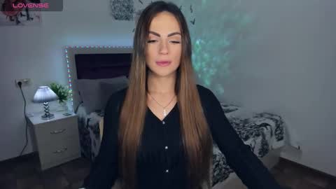 Karolina online show from 12/01/25, 05:34