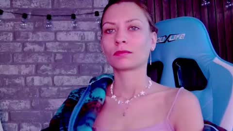 Snapshot of karoline121 chatting on 02/26/25, 05:09 karoline121 online show from 02/26/25, 05:09