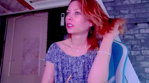 Snapshot of karoline121 chatting on 03/10/25, 04:49 karoline121 online show from 03/10/25, 04:49