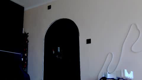 Snapshot of karoline121 chatting on 10/17/25, 07:33 karoline121 online show from 10/17/25, 07:33