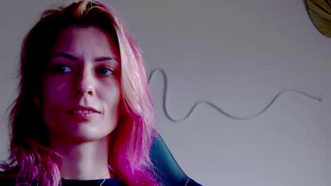 karoline121 online show from 11/16/25, 10:21