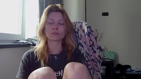 karoline121 online show from 02/02/26, 10:58