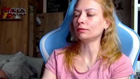 karoline121 online show from 03/11/26, 03:23