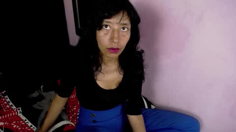 Snapshot of karoline_11_ chatting on 10/25/25, 05:08 Karoline 11  online show from 10/25/25, 05:08