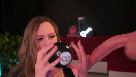 Caroline online show from 03/29/26, 06:19