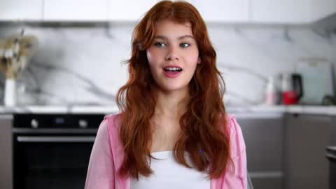 lina online show from 11/25/25, 11:21