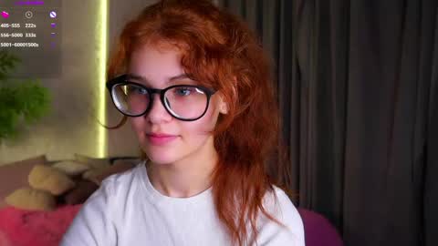 Snapshot of karolinerush chatting on 05/10/26, 01:49 lina online show from 05/10/26, 01:49