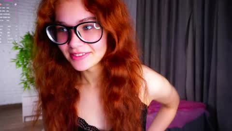 Snapshot of karolinerush chatting on 05/16/26, 01:43 lina online show from 05/16/26, 01:43