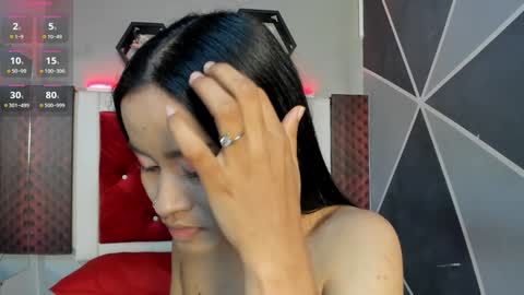 Snapshot of karoll014 chatting on 02/07/25, 11:56 Karol online show from 02/07/25, 11:56