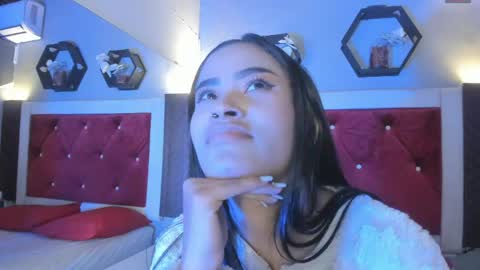 Snapshot of karoll014 chatting on 06/03/26, 01:36 Karol online show from 06/03/26, 01:36