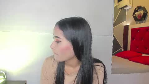 Snapshot of karoll014 chatting on 07/01/26, 11:56 Karol online show from 07/01/26, 11:56