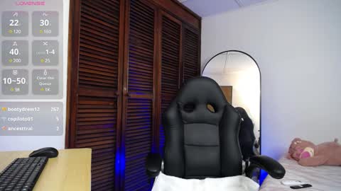 karol online show from 01/12/25, 08:25