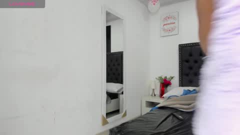 Karol online show from 09/14/25, 03:00