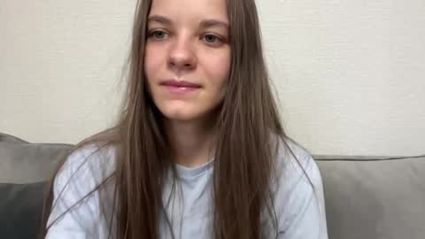 Lia online show from 05/17/26, 04:03