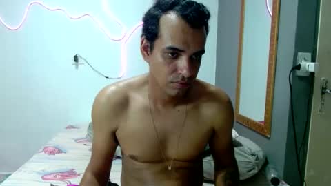 Snapshot of kasaltaradinho chatting on 12/06/24, 01:18 Tamires e Maicon online show from 12/06/24, 01:18