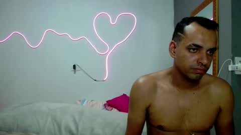 Snapshot of kasaltaradinho chatting on 12/08/24, 08:58 Tamires e Maicon online show from 12/08/24, 08:58