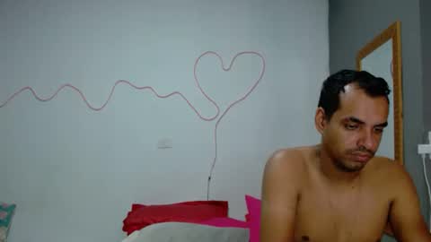 Snapshot of kasaltaradinho chatting on 01/15/25, 05:47 Tamires e Maicon online show from 01/15/25, 05:47