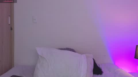 kasey online show from 11/18/25, 02:10