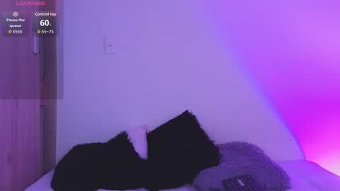 kasey online show from 12/03/25, 01:13