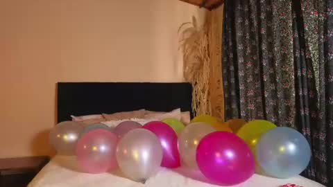 kassandra james online show from 07/31/26, 03:44